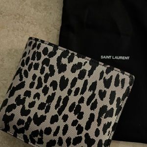 Saint Laurent signature cheetah black and white print